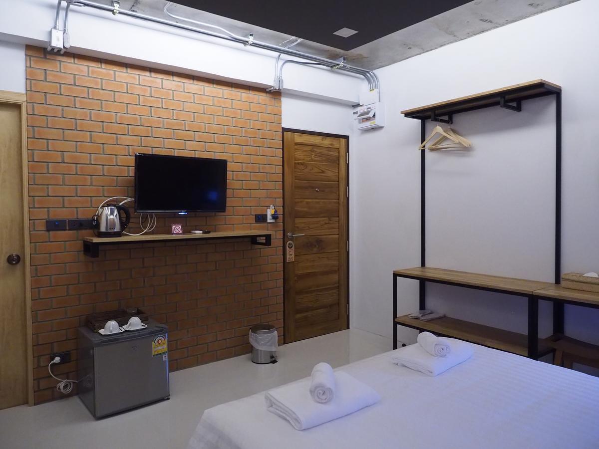 Luck Esan Loft Hotel Ubon Ratchathani Exterior foto