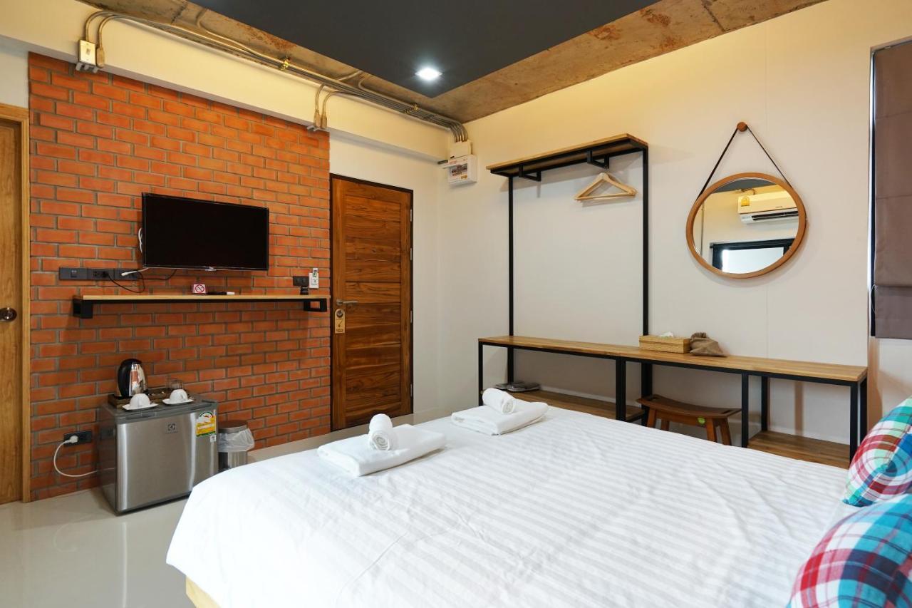 Luck Esan Loft Hotel Ubon Ratchathani Exterior foto