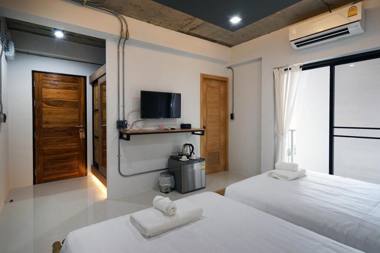 Luck Esan Loft Hotel Ubon Ratchathani Exterior foto