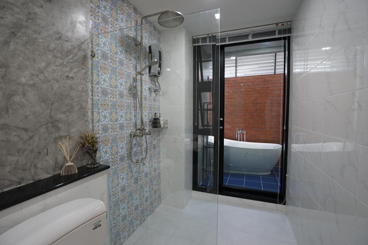Luck Esan Loft Hotel Ubon Ratchathani Exterior foto