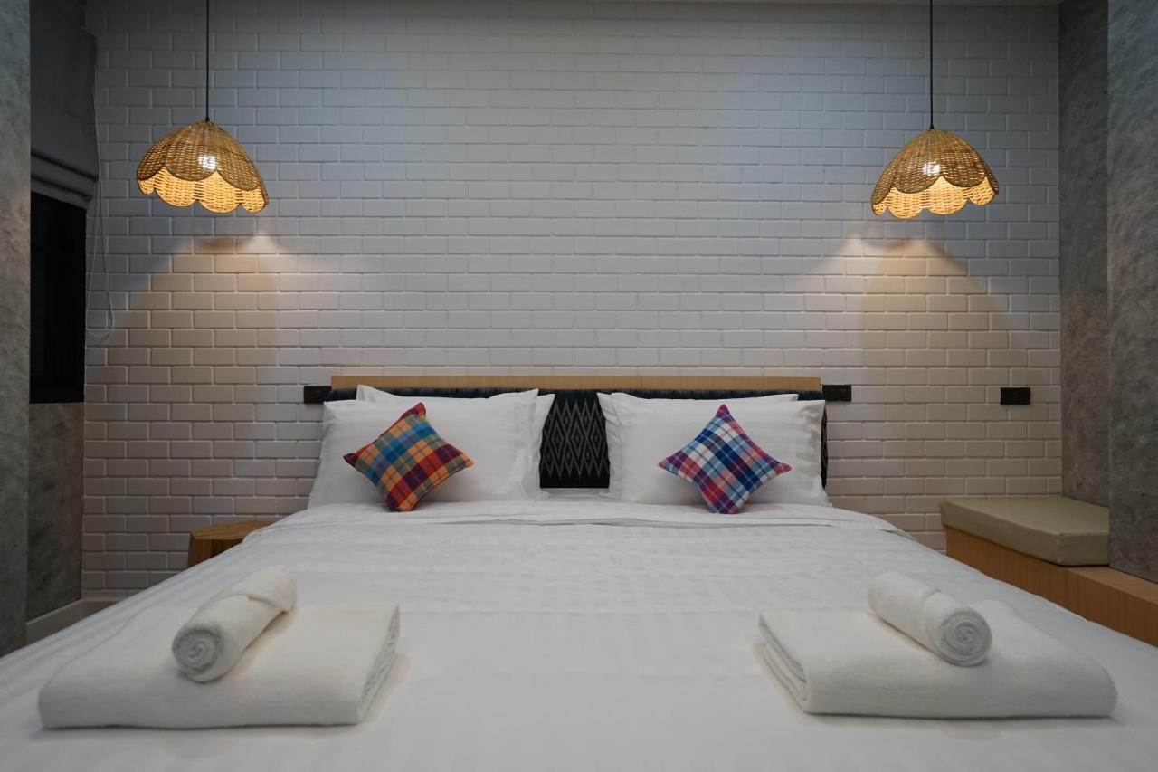 Luck Esan Loft Hotel Ubon Ratchathani Exterior foto